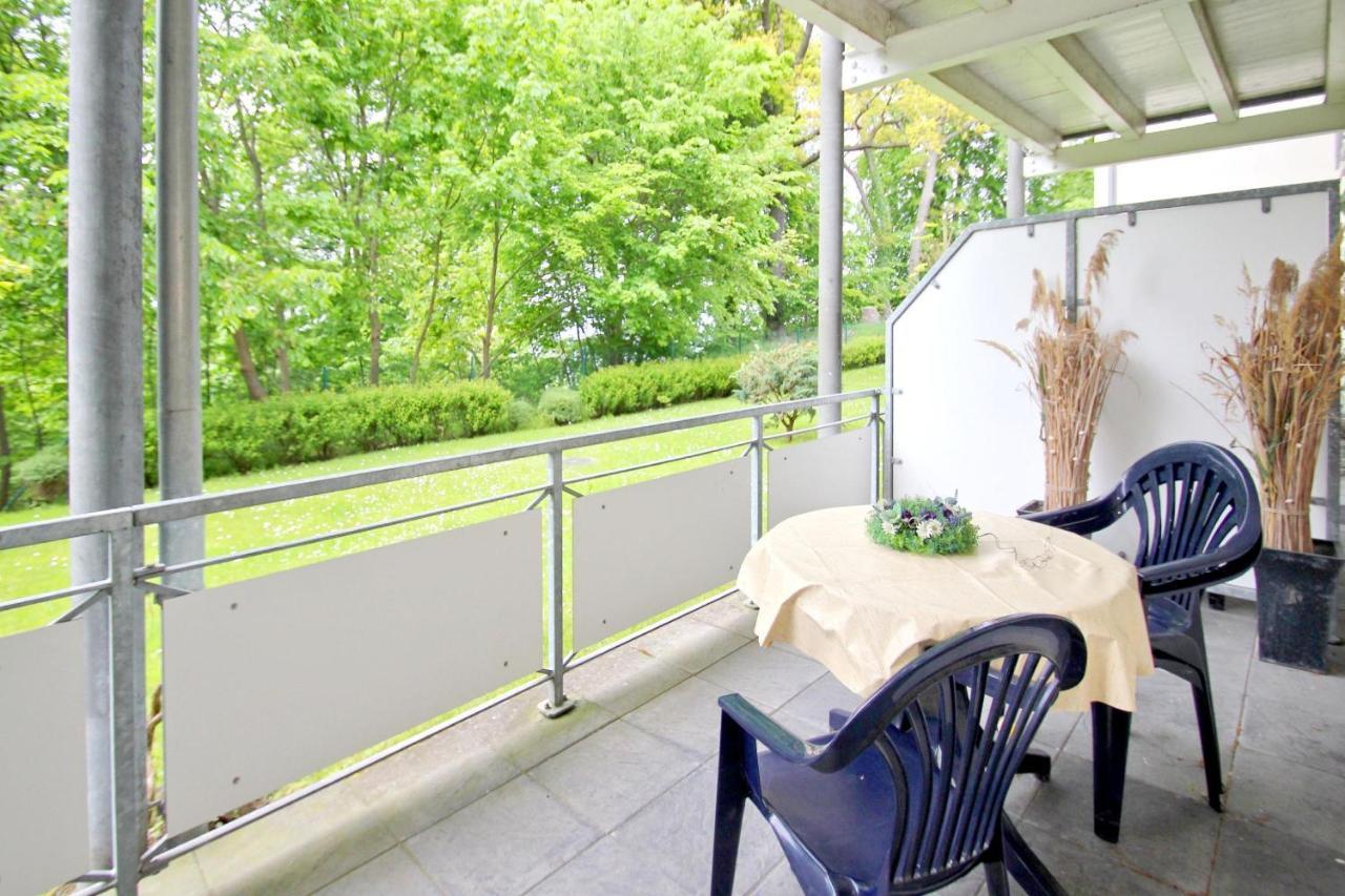 Strandnah, Balkon, Ahoi Erlebnisbad In Sellin Gratis - Strandresidenz Brandenburg Fewo 08 괴렌 외부 사진