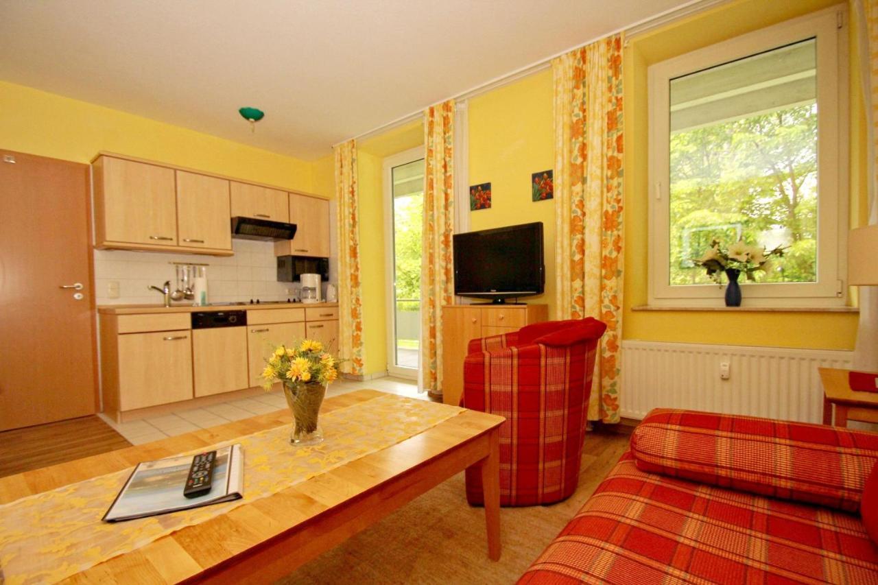 Strandnah, Balkon, Ahoi Erlebnisbad In Sellin Gratis - Strandresidenz Brandenburg Fewo 08 괴렌 외부 사진